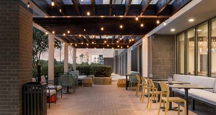 Home2 Suites by Hilton Irving / DFW Airport North