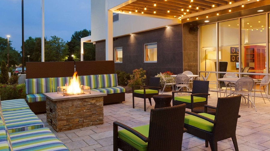 Home2 Suites by Hilton Albany Wolf Rd