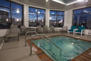 Indoor pool - Hilton Garden Inn Bolingbrook I-55 (Bolingbrook)