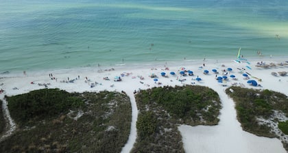 Twin Palms at Siesta