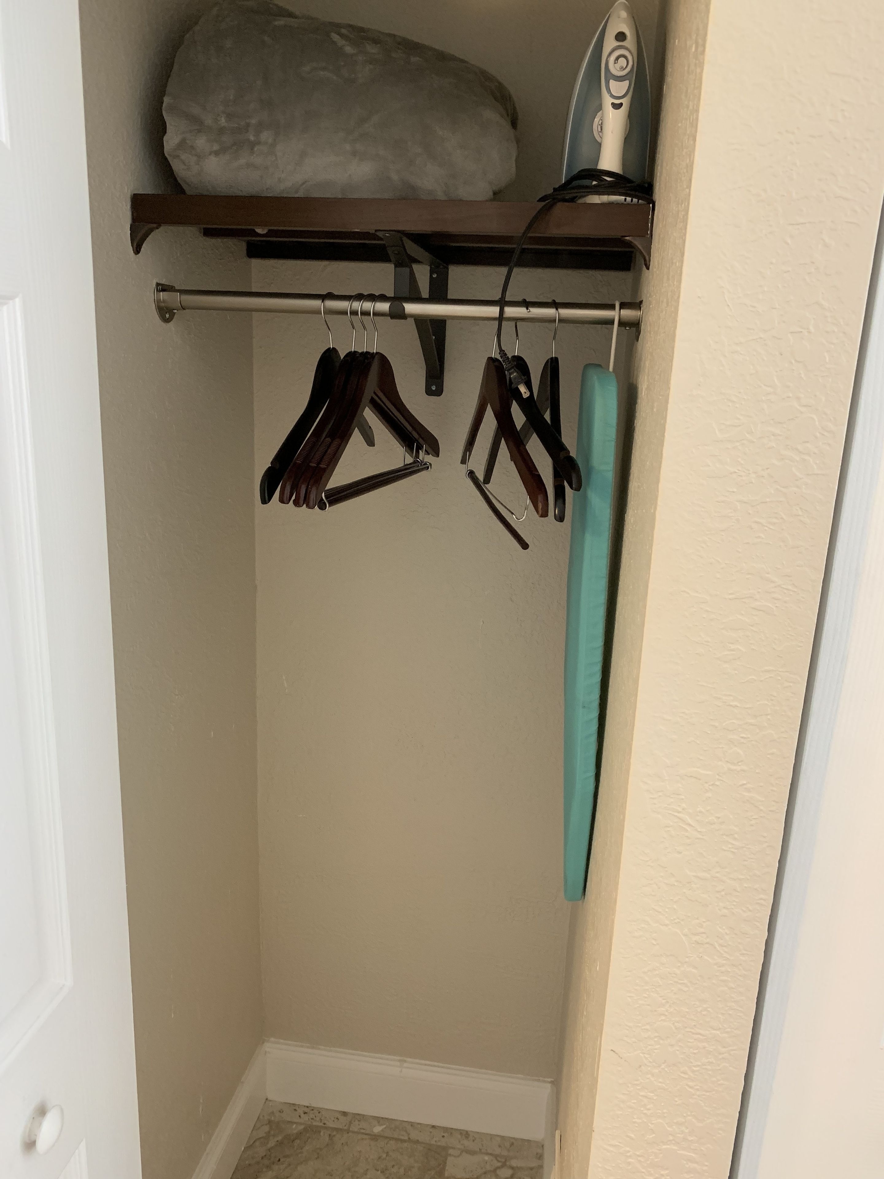 1 bedroom, premium bedding, tempur-pedic beds, individually decorated