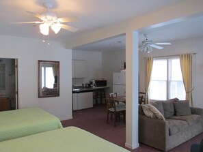 Suite Studio Deluxe, 1 chambre, coin cuisine | Literie de qualité supérieure, fer et planche à repasser