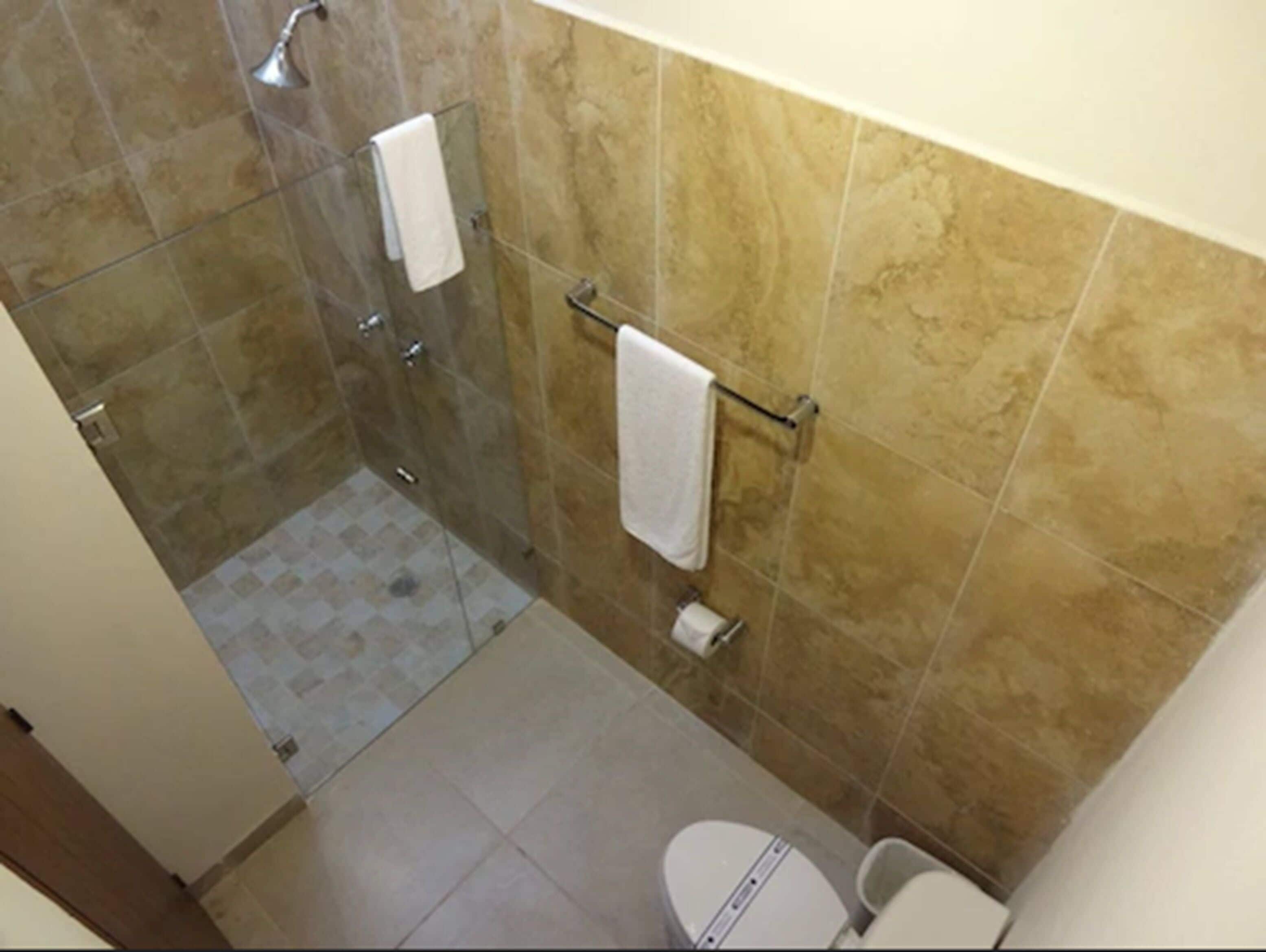 shower, free toiletries, towels