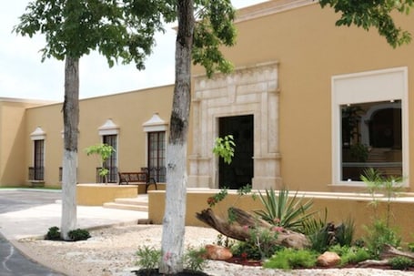 Exterior. TecnoHotel Valladolid