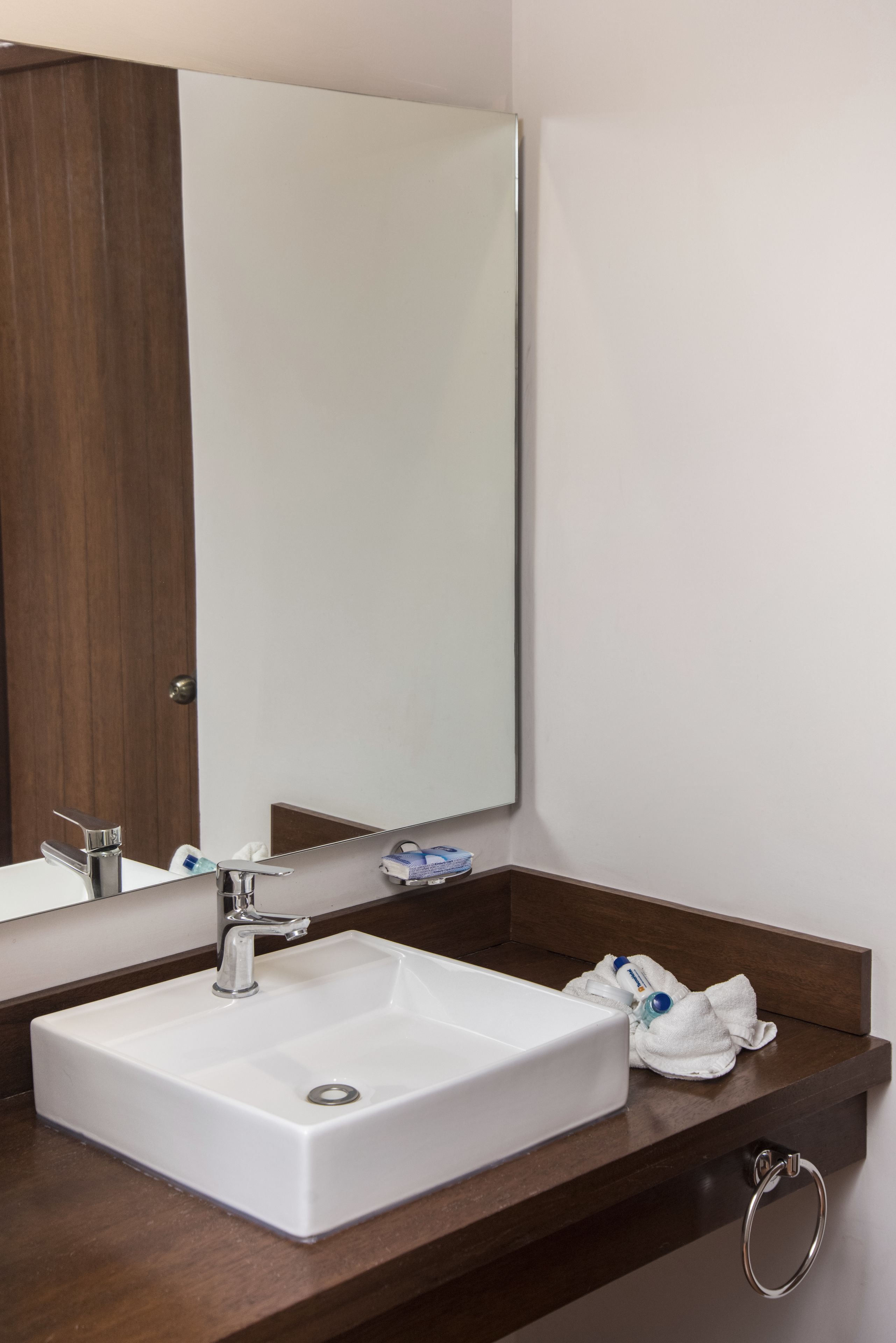 economy double room, 1 bedroom | premium bedding, free wifi, bed sheets