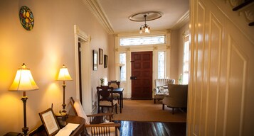 Zona de estar del vestíbulo