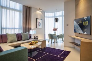 Téléviseur à DEL de 48 po avec télévision par satellite, téléviseur