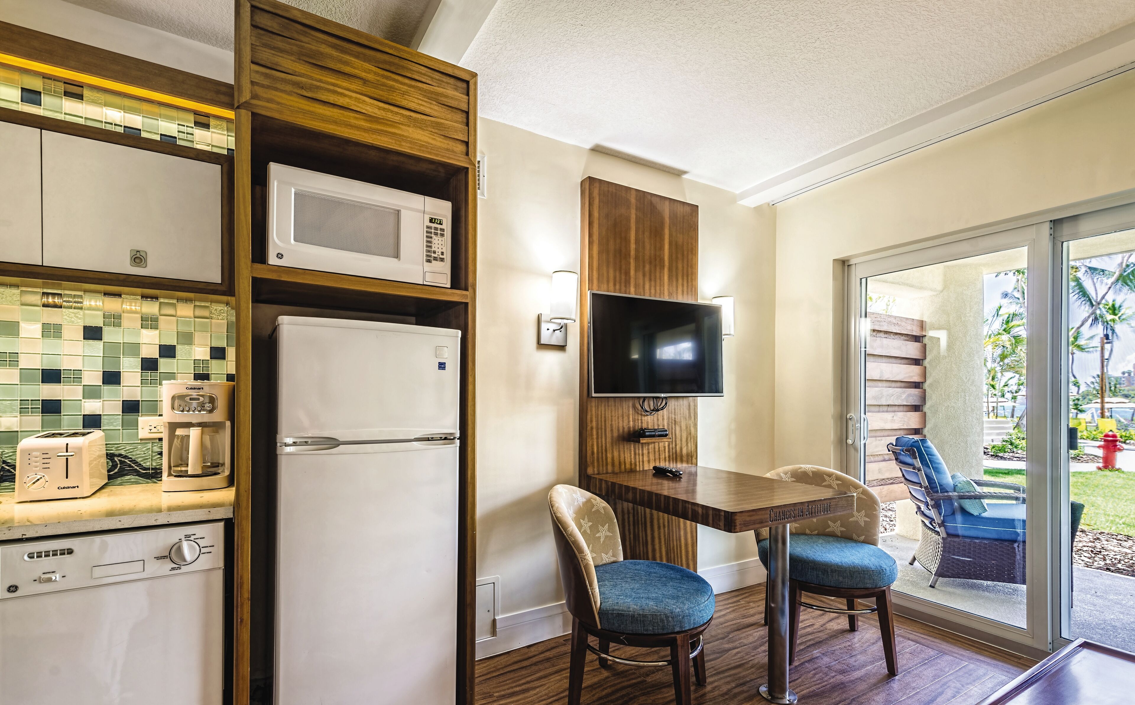 1 bedroom, in-room safe, individually decorated, iron/ironing board