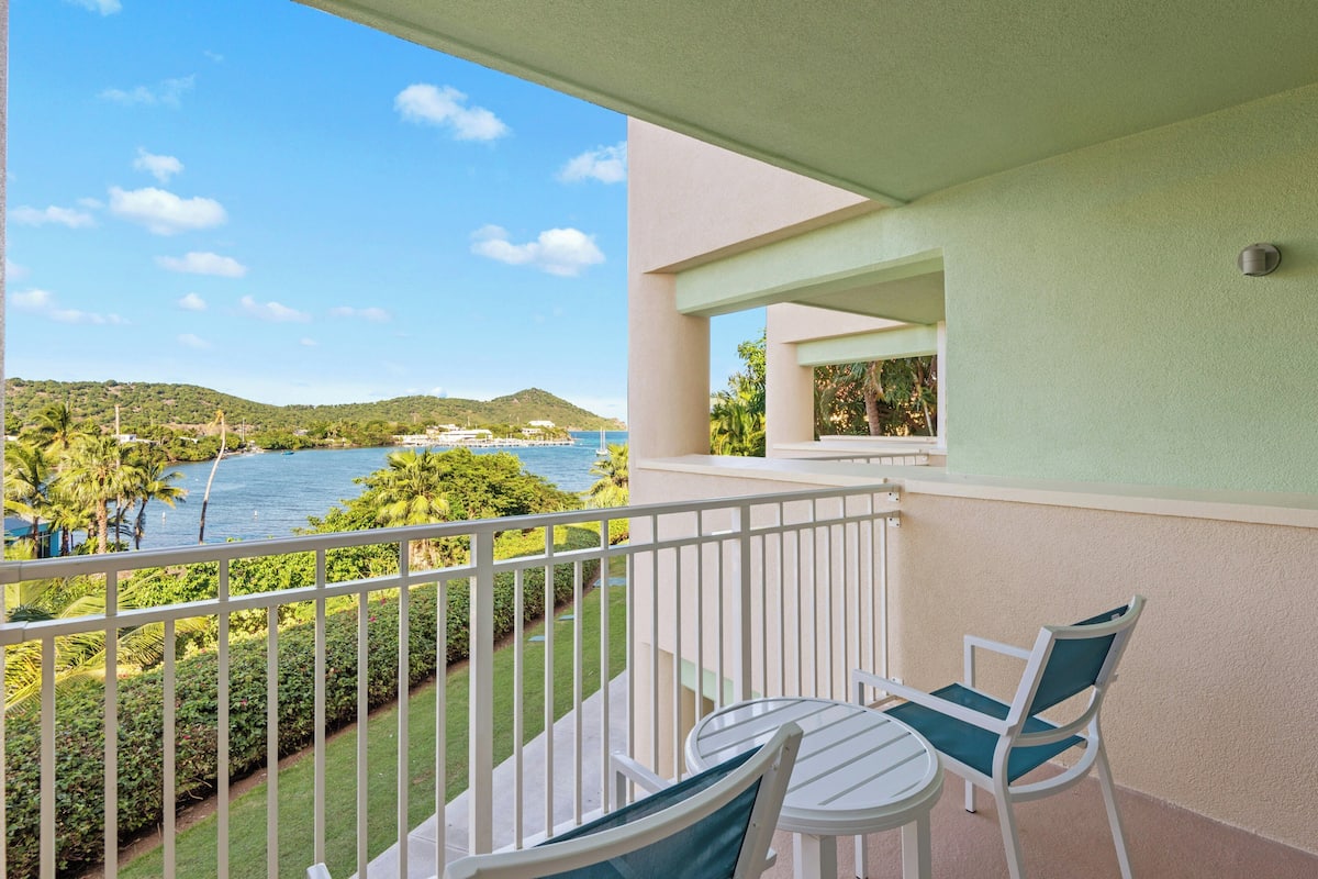 Studio Suite | Balcony