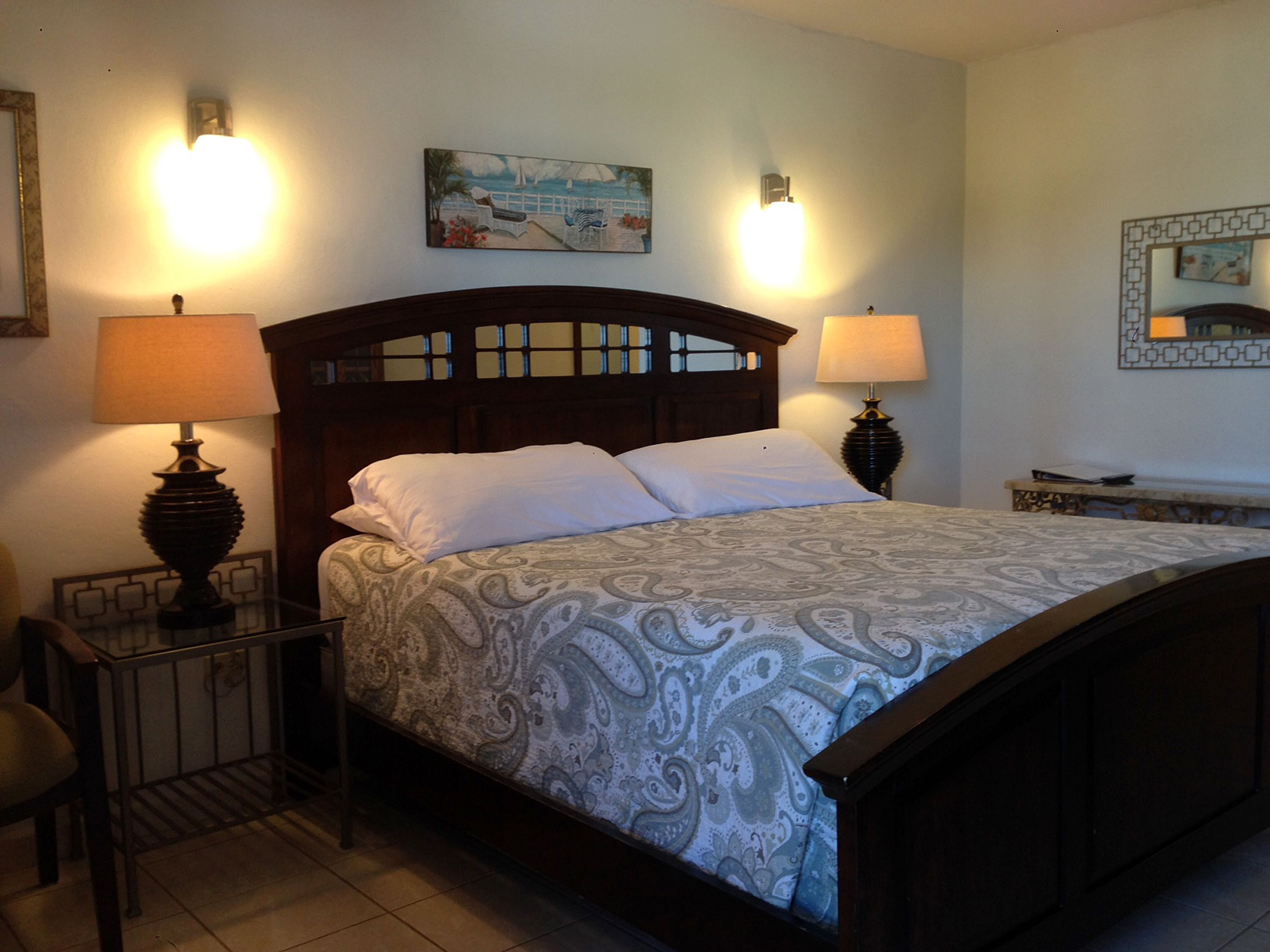 standard single room, 1 king bed, ocean view | 1 bedroom, individually decorated, individually furnished