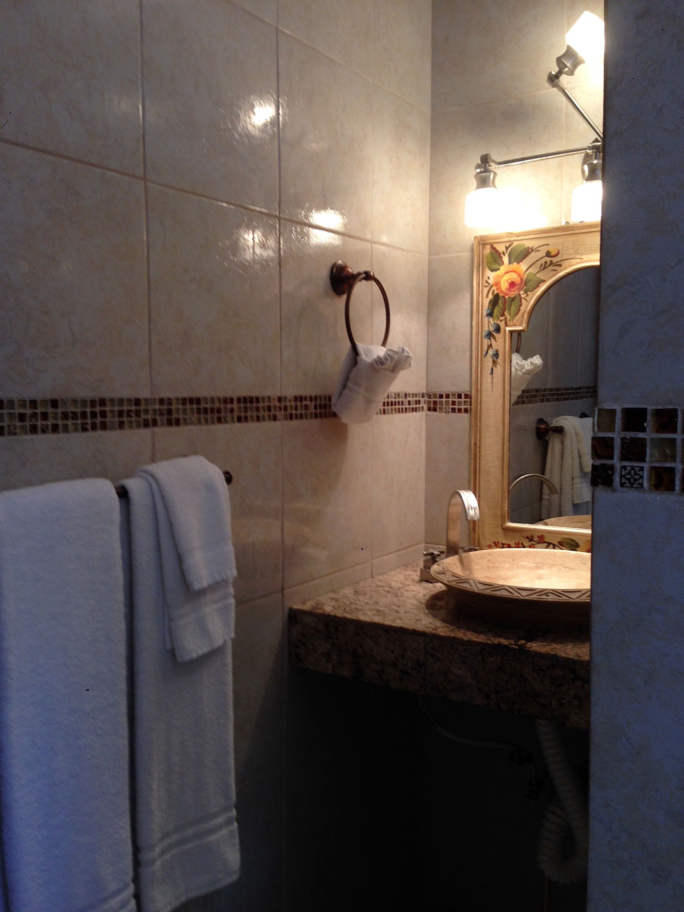 standard single room, 1 king bed, ocean view | bathroom | shower, free toiletries, towels