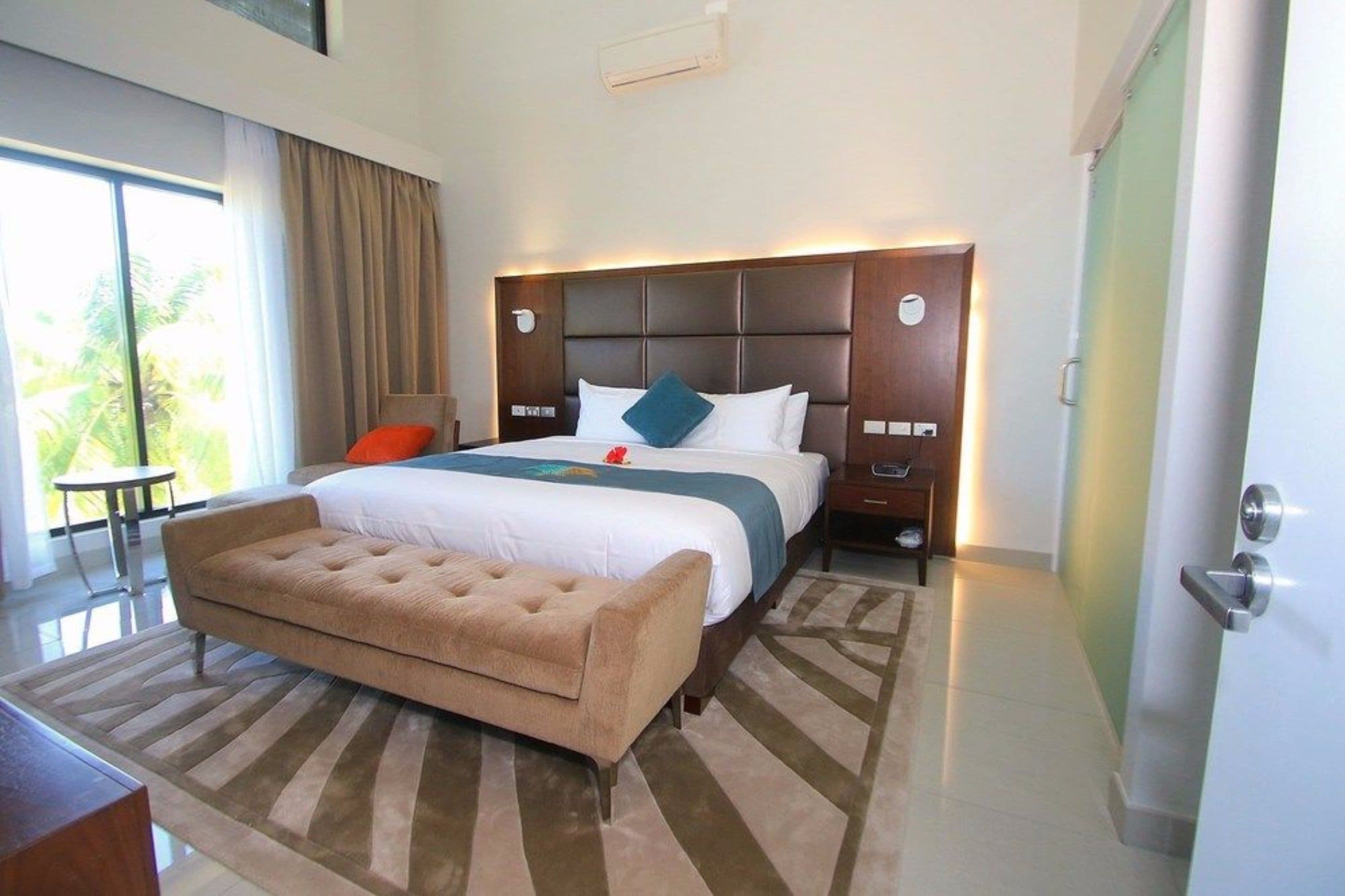 apartment, 3 bedrooms | 1 bedroom, in-room safe, desk, iron/ironing board