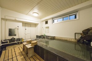 Hot springs - Haus St.Anton (Nozawaonsen)