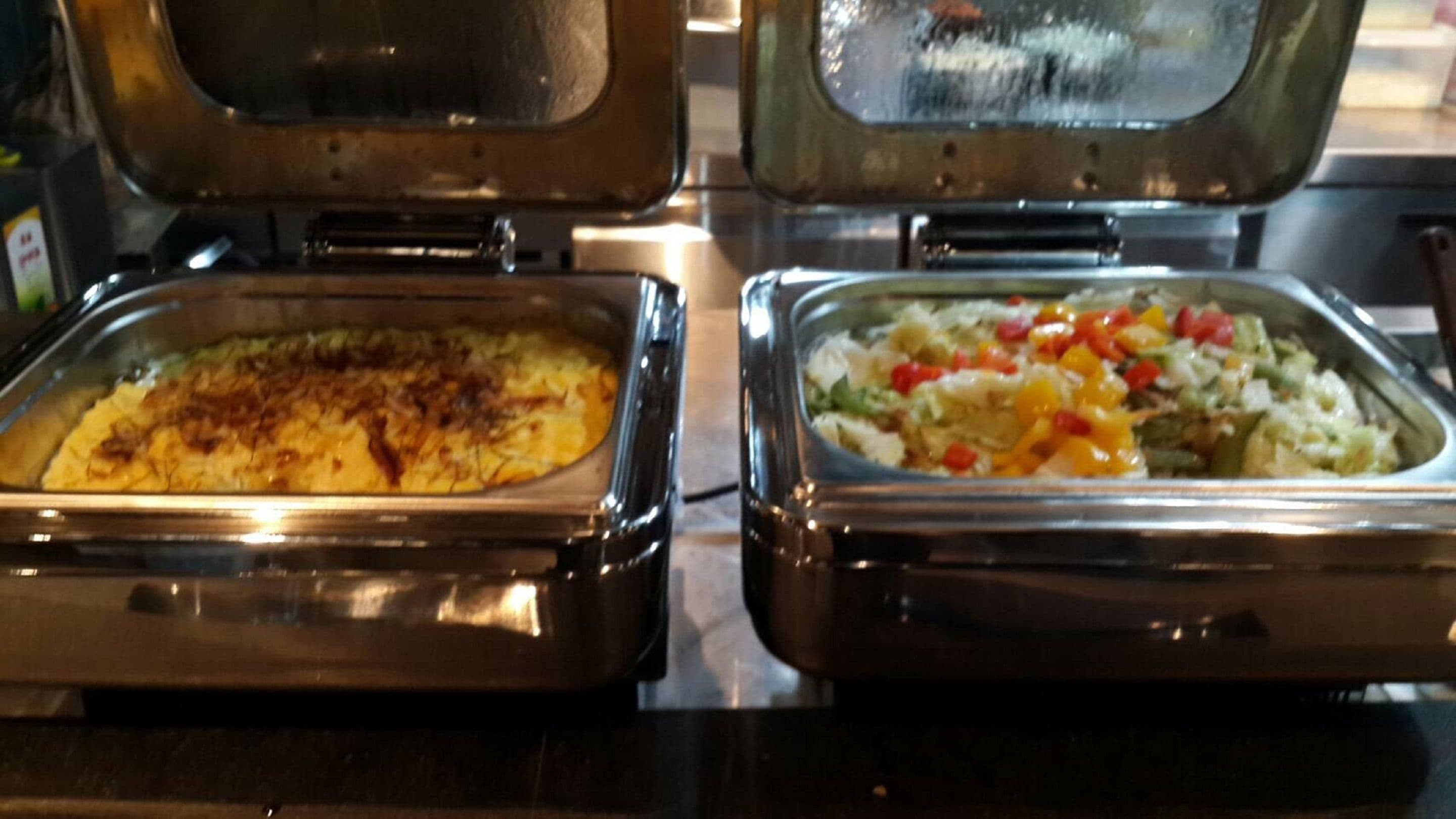 Petit déjeuner buffet (440 TWD par personne)