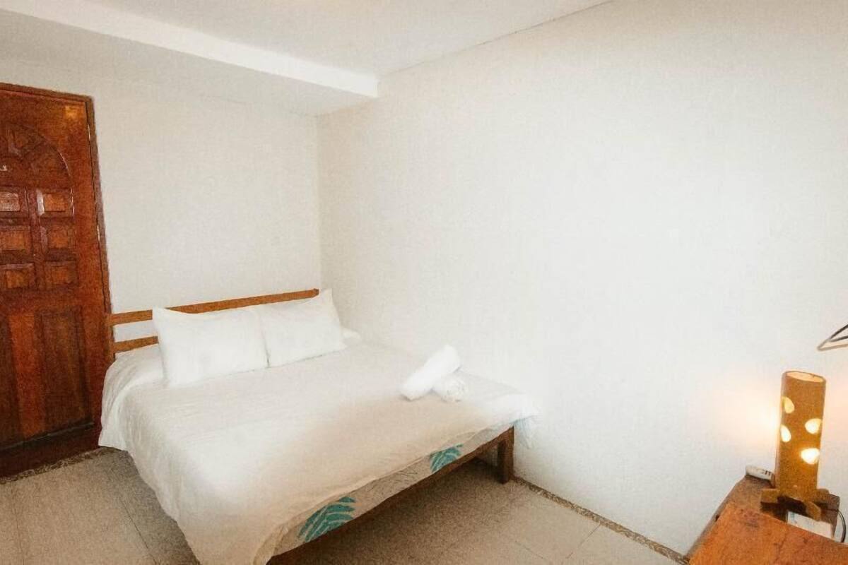 Desk, blackout drapes, free WiFi, bed sheets