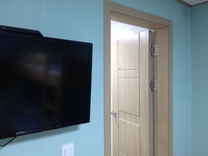 デラックス トリプルルーム (internationals only) | 防音設備、WiFi (無料)