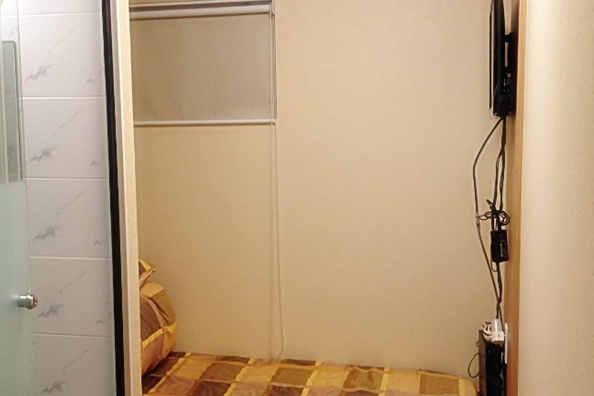 Habitación individual estándar (internationals only) | Insonorización y wifi gratis