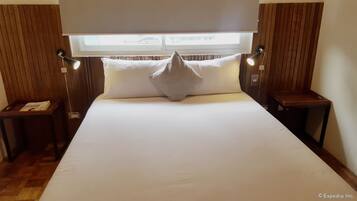 In-room safe, desk, free WiFi, bed sheets