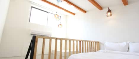 Habitación romántica con 2 camas individuales, 1 habitación | Insonorización, camas extra, wifi gratis y ropa de cama