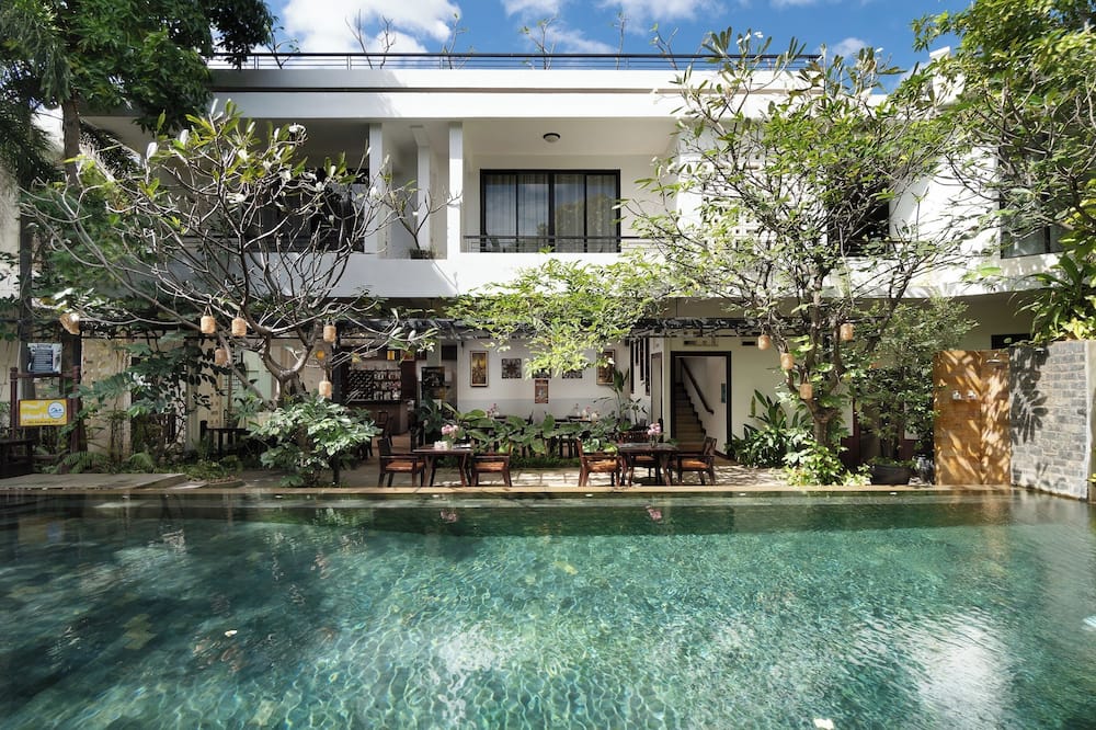 The Moon Residence & Spa