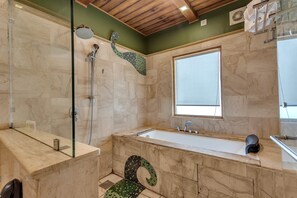 Bathroom - The Baga Beach Resort (Baga)