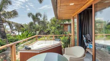 The Ocean Premium Cottage with Jacuzzi | バルコニー