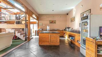 Daily English breakfast for a fee