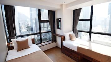 Deluxe Twin Room | Blackout drapes, soundproofing, iron/ironing board, free WiFi