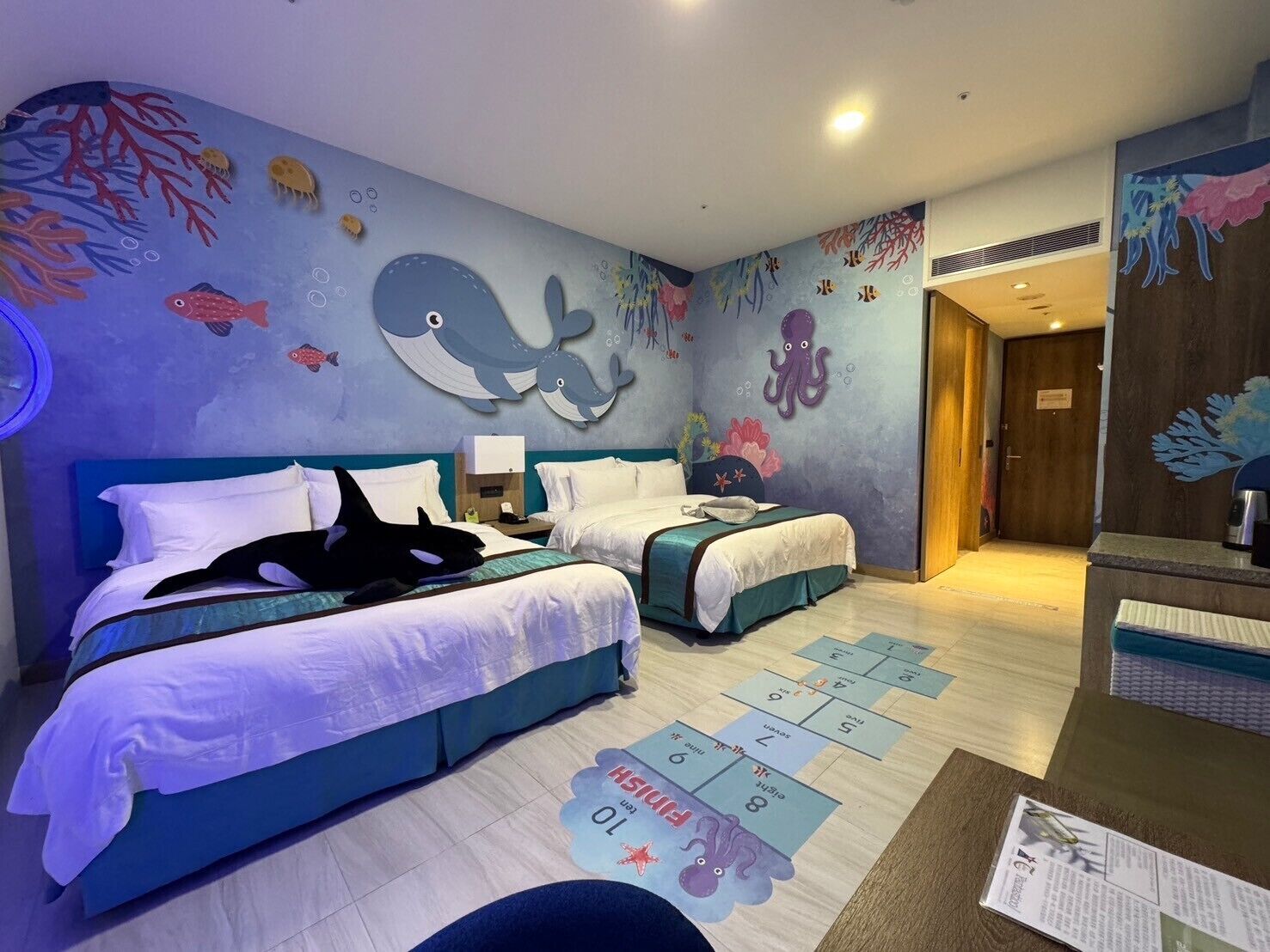 Habitació familiar | Cobrellits, caixa forta a l'habitació i habitacions insonoritzades 