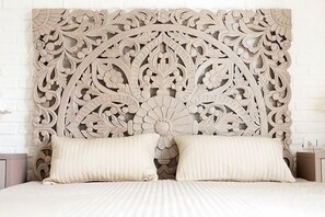 Standard Double Room | Bar mini, peti besi dalam bilik, dihias secara berasingan 