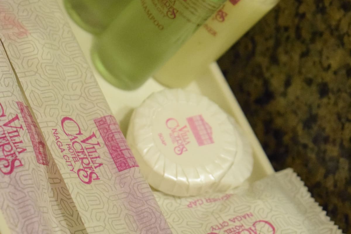 executive twin room, non smoking | bathroom amenities | shower, free toiletries, slippers, bidet