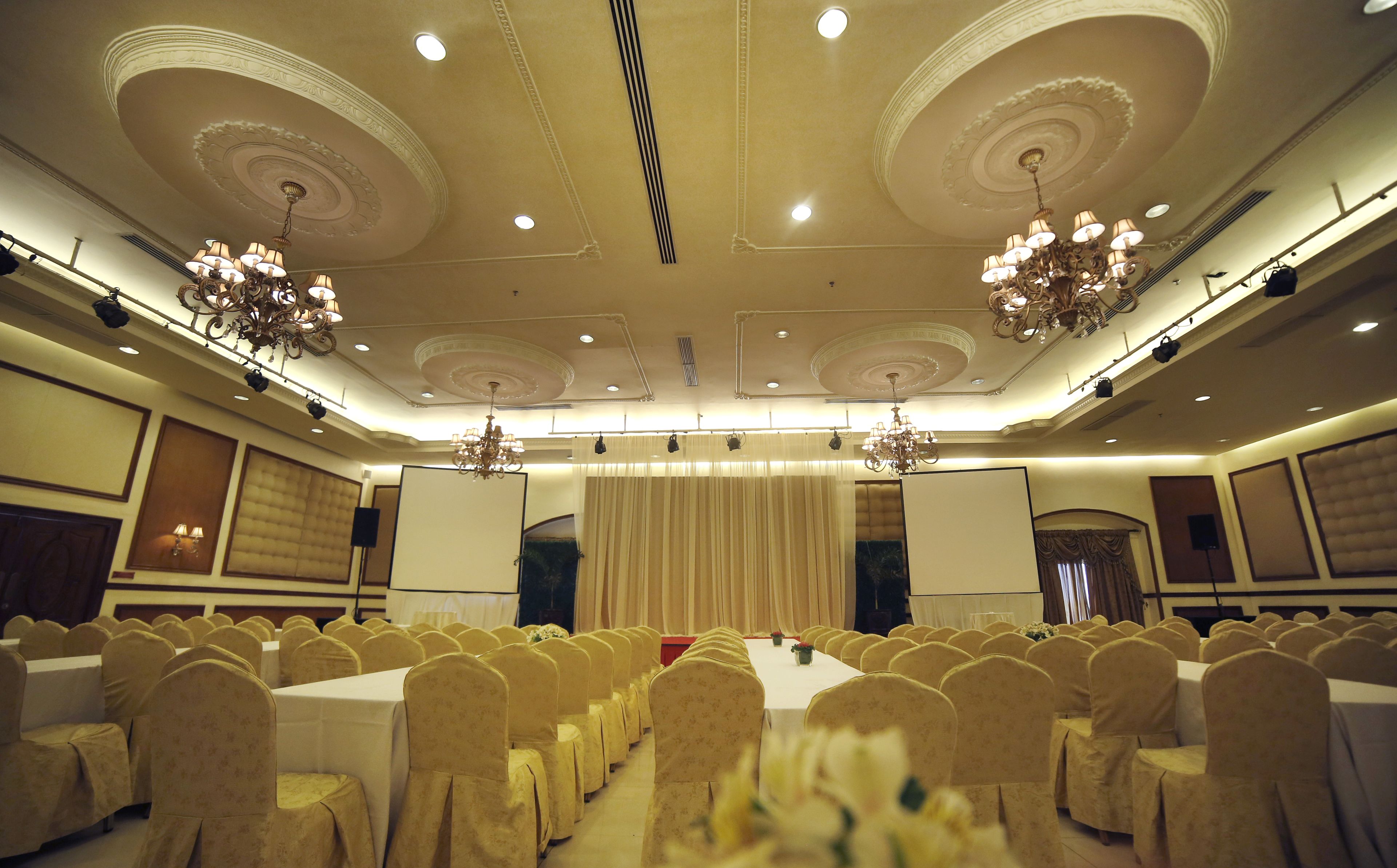 banquet hall