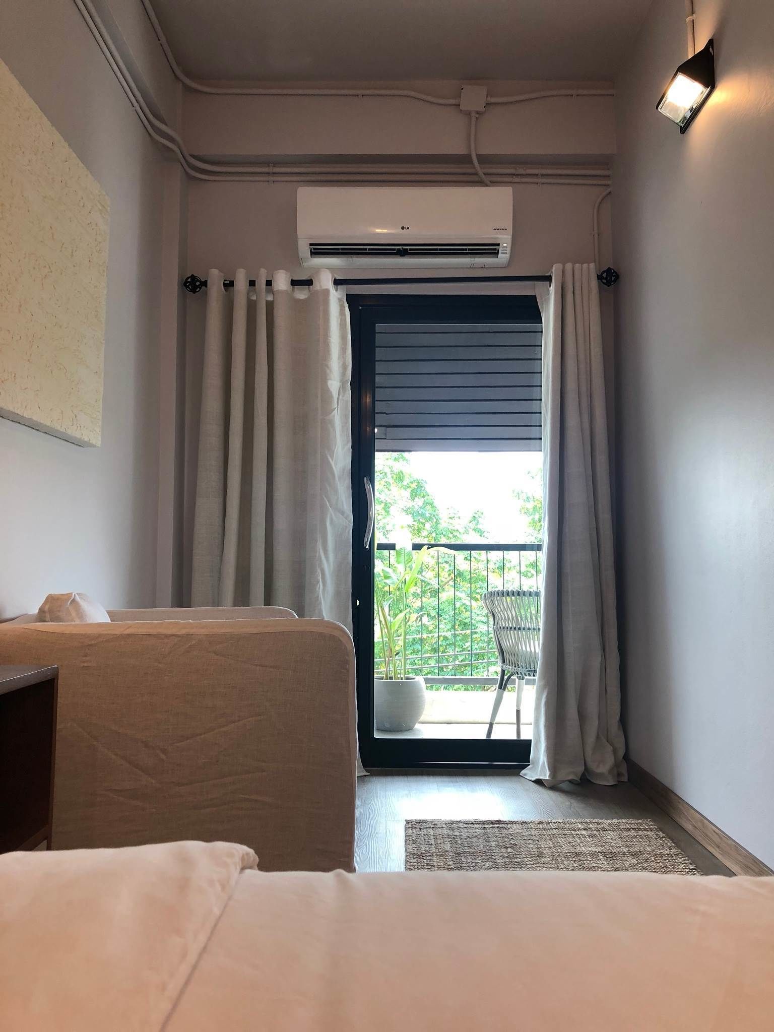 deluxe twin room | premium bedding, desk, free wifi