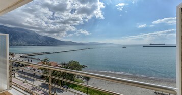 Vista para praia/oceano