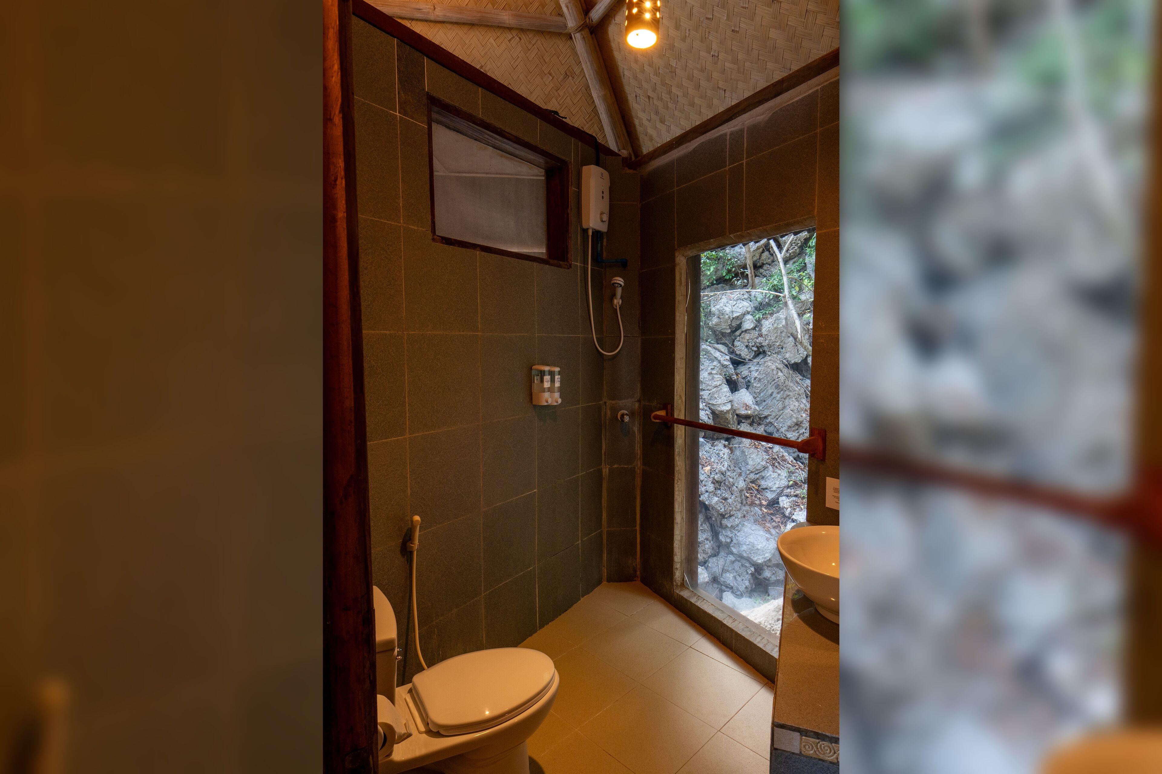 hilltop chalet | bathroom | shower, rainfall showerhead, free toiletries, hair dryer