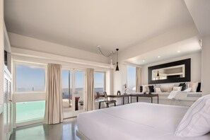 Ropa de cama de alta calidad y minibar 