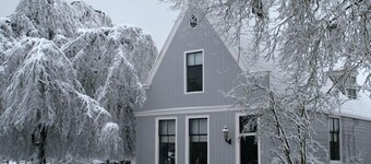 Inn on the Lake
