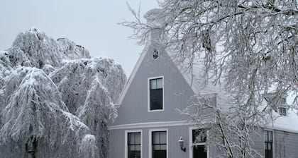 Inn on the Lake