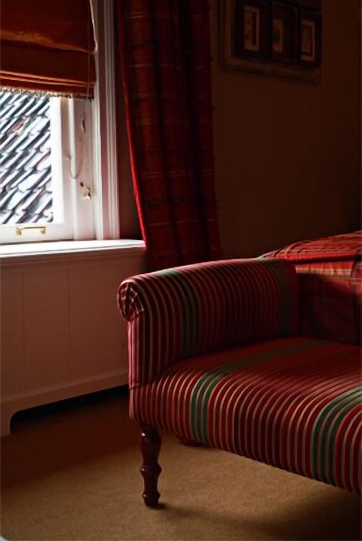 Photo - Inn on the Lake