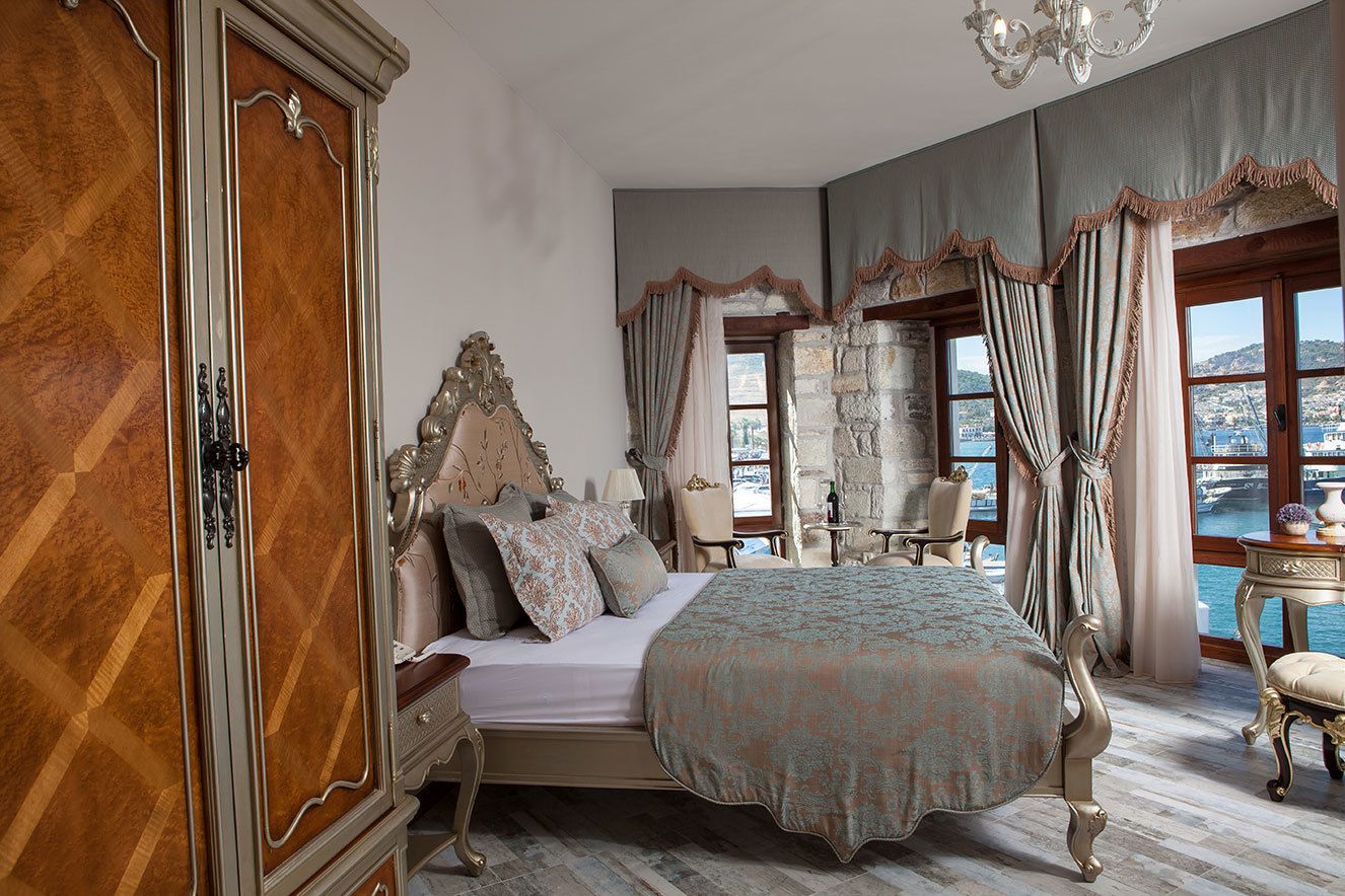 queen room | down duvets, minibar, in-room safe, individually decorated