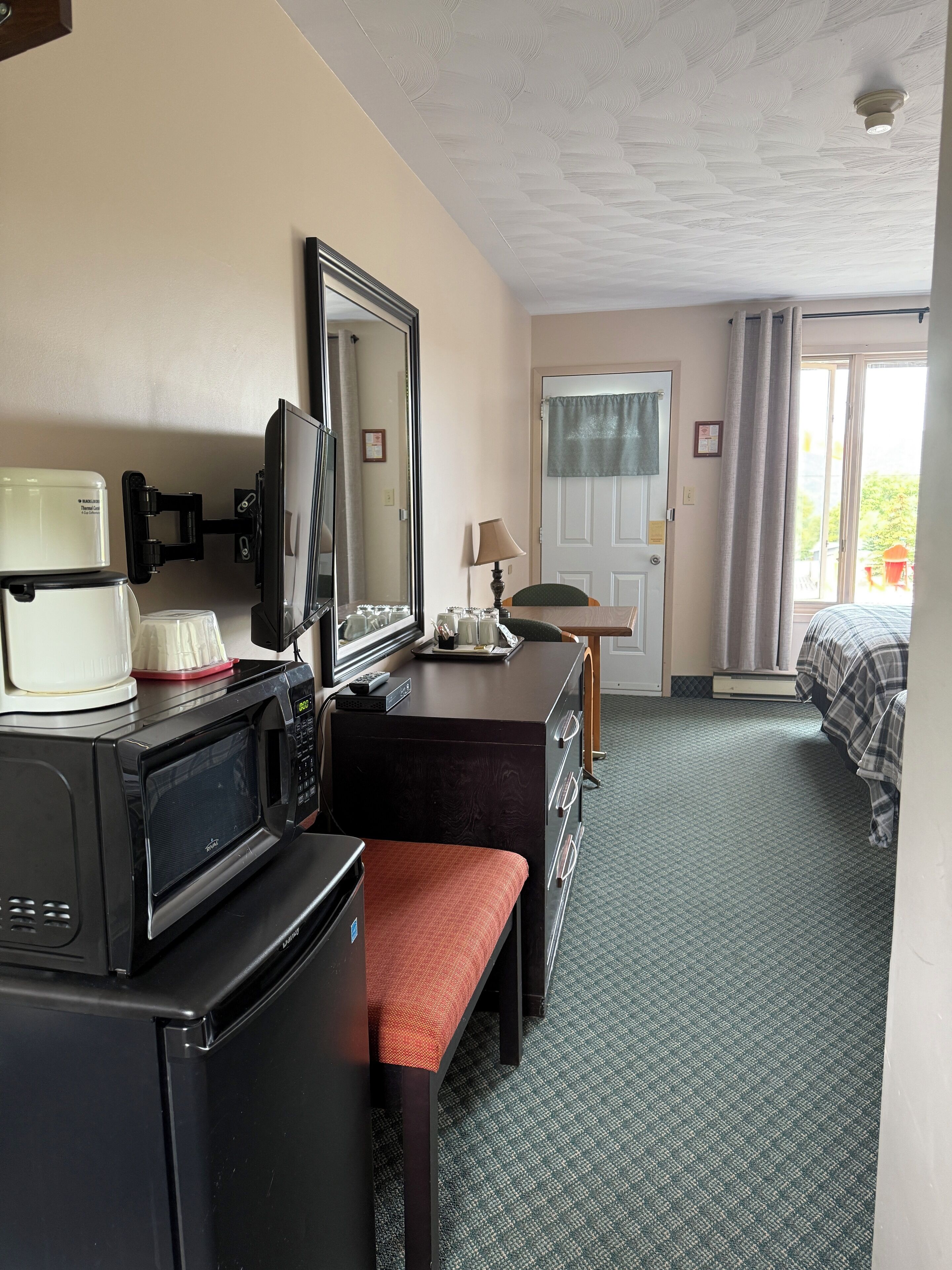 Room, 2 Double Beds, Mountain View | Iron/ironing board, free rollaway beds, free WiFi, bed sheets