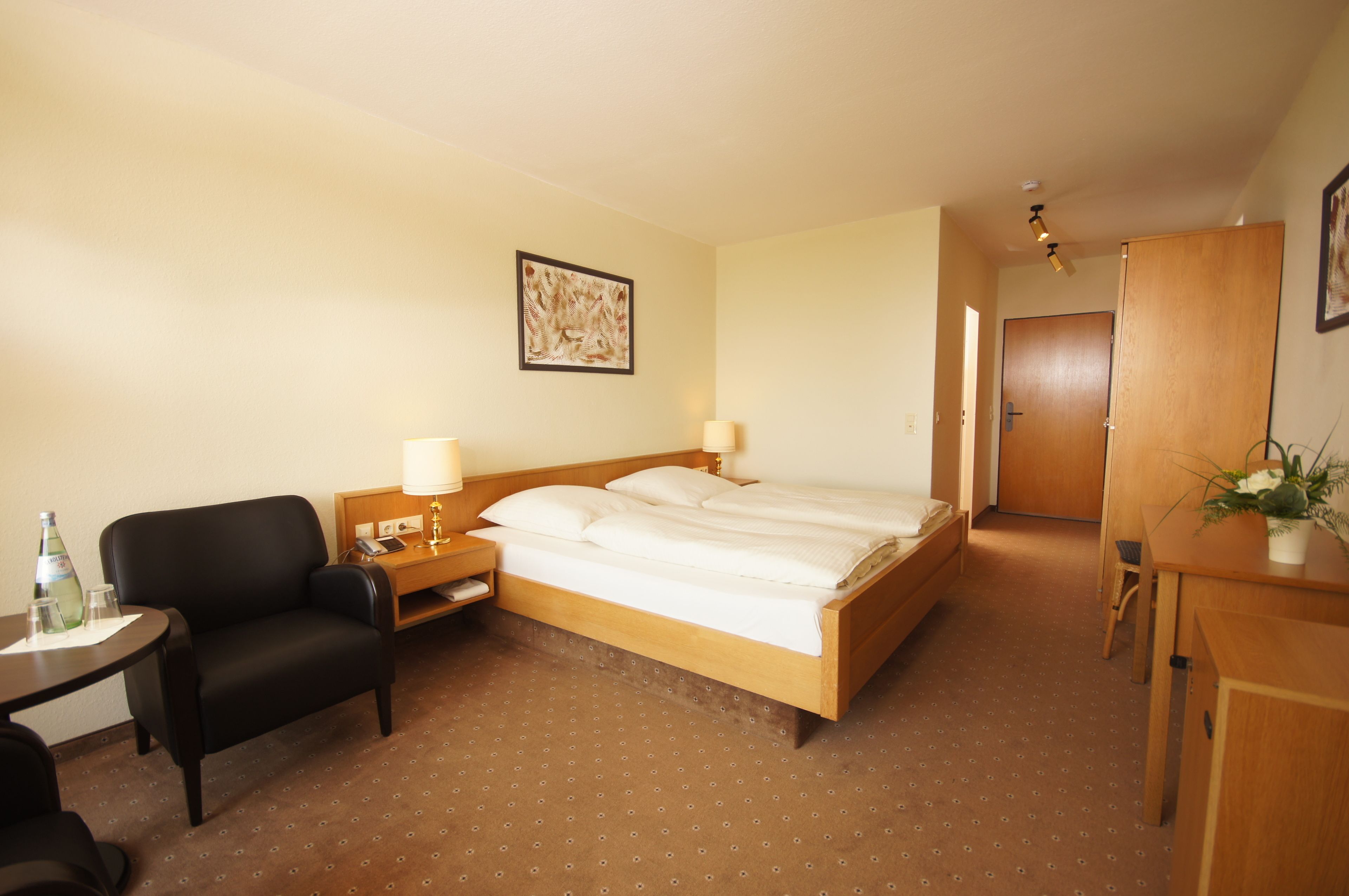 minibar, in-room safe, free wifi