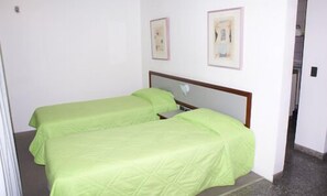 Minibar, free WiFi - Luzon Flat - Unitec (Fortaleza)