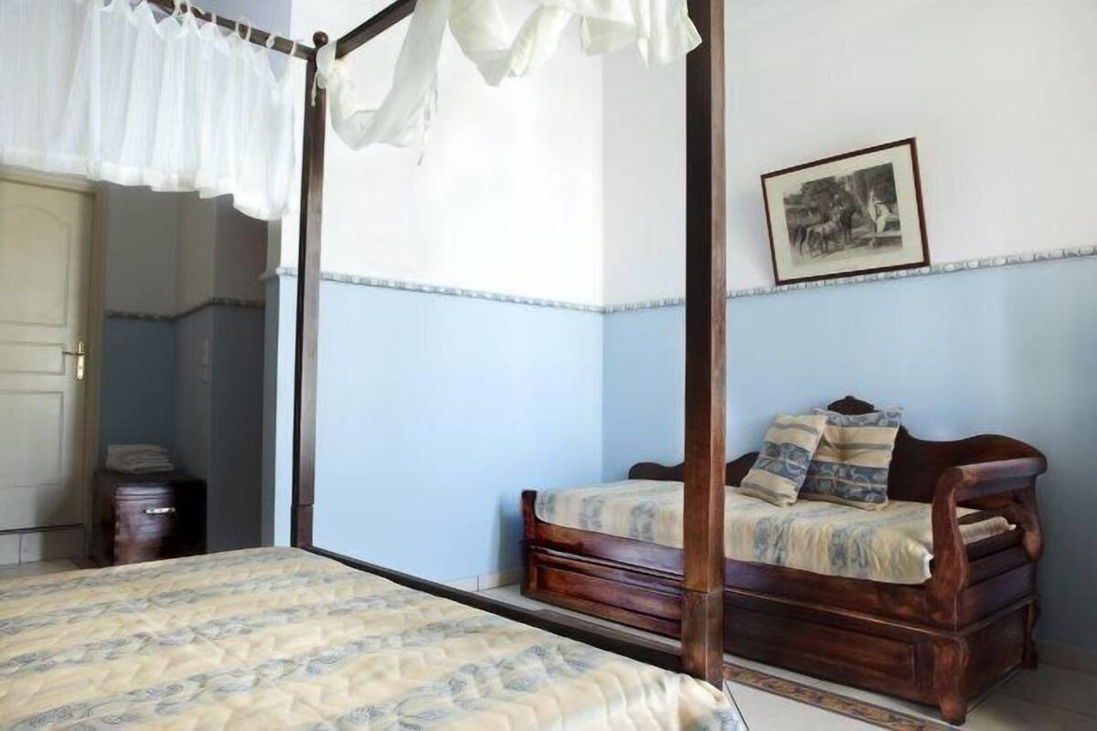 Standard Quadruple Room | Minibar, in-room safe, free cots/infant beds, free WiFi