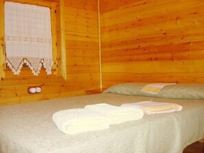 In-room safe, free cribs/infant beds, free WiFi