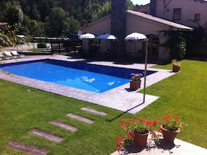 Seasonal outdoor pool