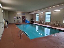 室内游泳池