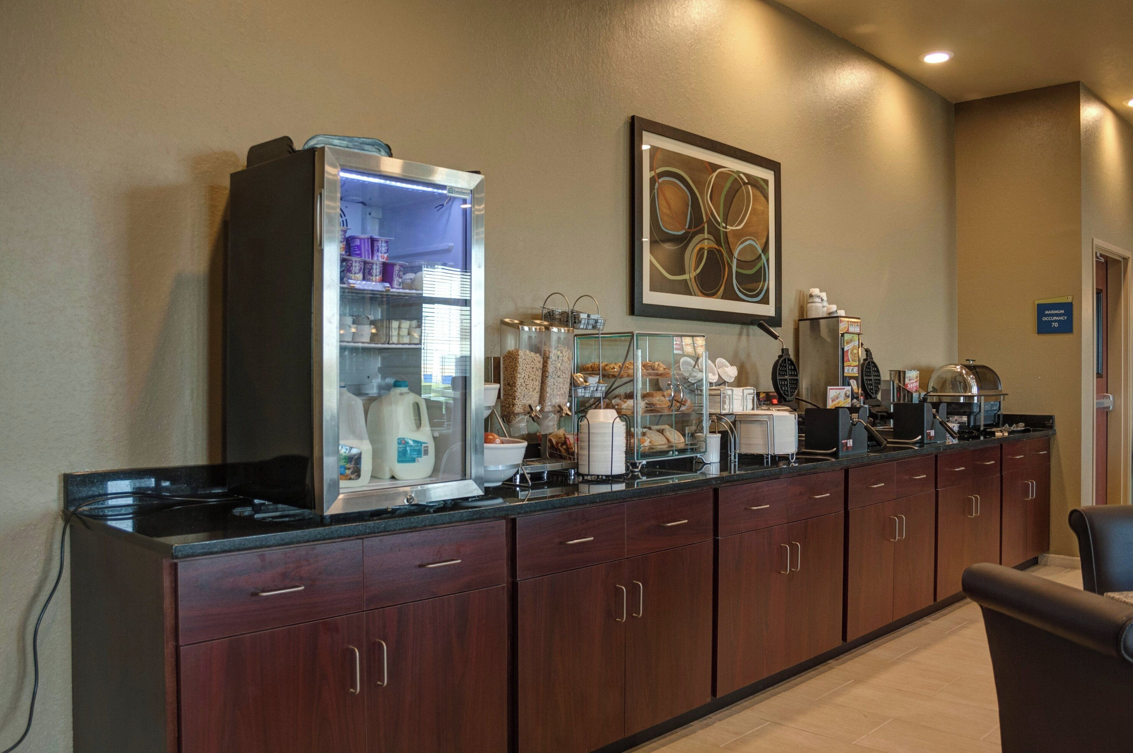 Free daily self-serve breakfast