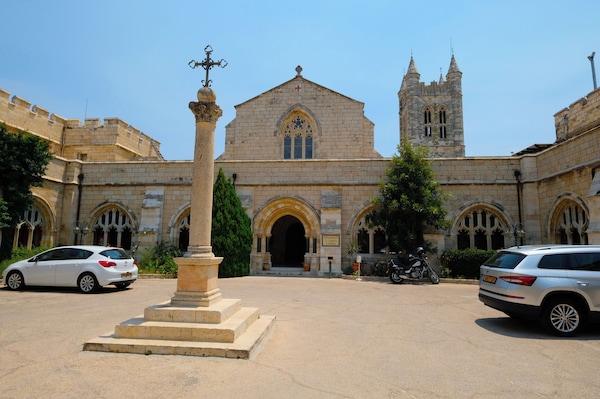St. George’s Cathedral Pilgrim Guesthouse – Jerusalem - Jerusalem