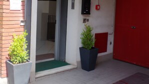Property entrance - Hotel Centrale (Milan)